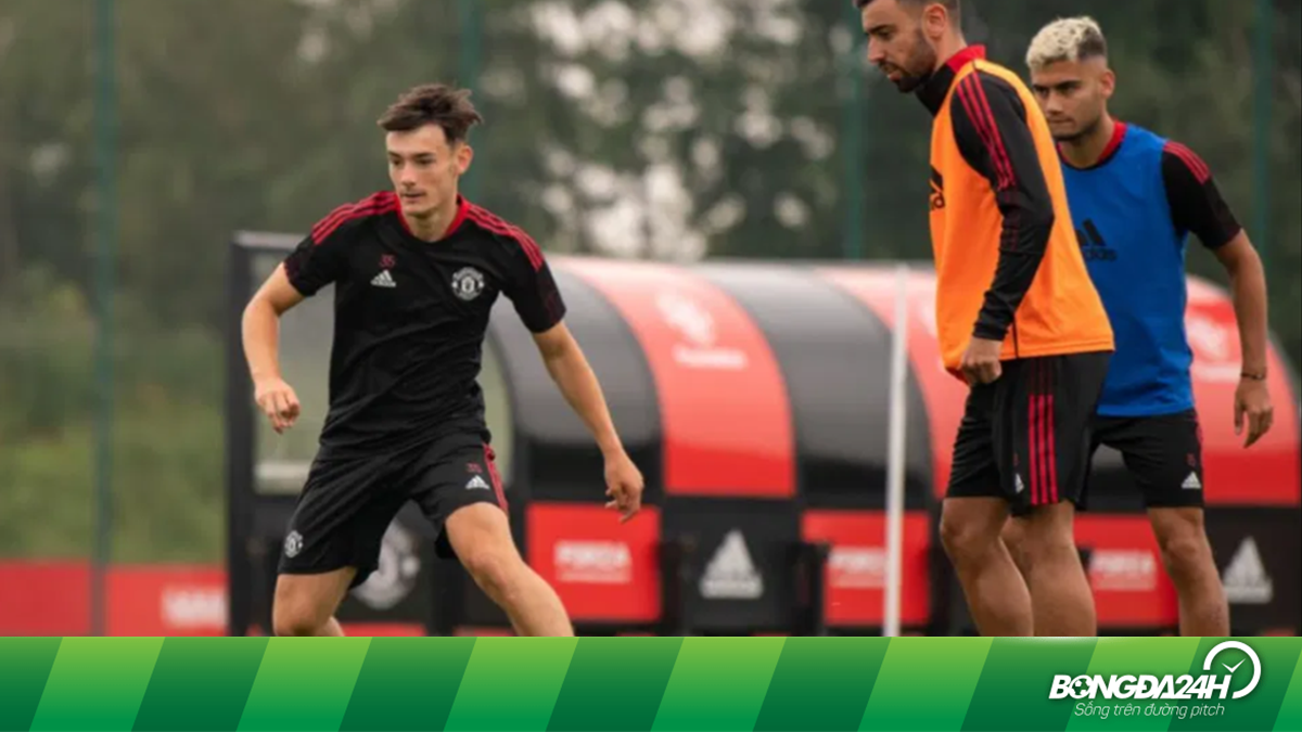 Bruno Fernandes chính thức trở lại MU, có ra sân trước Brentford?