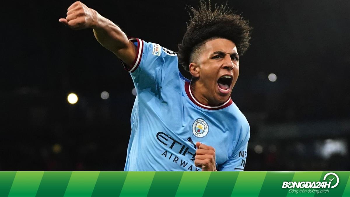 Rico Lewis: quem é a revelação do City que virou xodó de Pep Guardiola -  Placar - O futebol sem barreiras para você