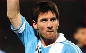 Cuộc đua tranh Quả bóng vàng FIFA: Messi đang dẫn trước Ronaldo 2-0