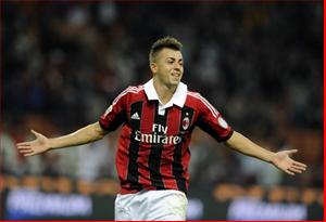El Shaarawy và Cassano sẽ quyết định số phận derby Milano