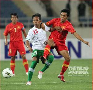 Nhật ký ĐT Việt Nam: Nhăn mặt vì mặt sân xấu