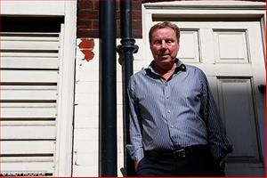 Harry Redknapp và QPR lại tính chơi trội trong chợ Đông
