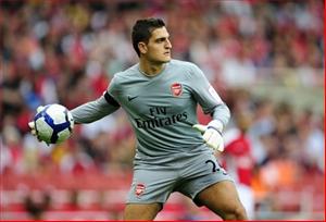 Cú đấm trời giáng dành cho Arsenal: Mannone muốn sang AC Milan