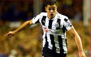 Arsenal săn đón Ben Arfa