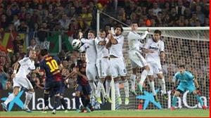 Tin hay không: Lionel Messi sút phạt giỏi là nhờ .... trọng tài!?