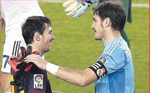 Messi và Casillas: Sự ngưỡng mộ dành cho nhau đằng sau ân oán El Clasico