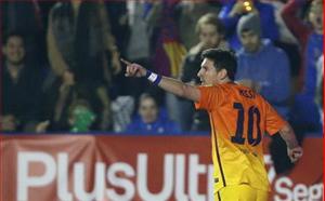 Messi lần thứ 9 trong mùa giải lập cú đúp, Barca hủy diệt Levante