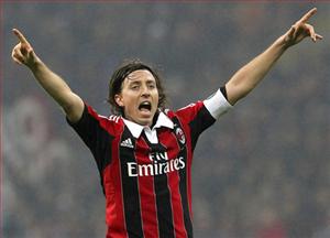 Montolivo lo Milan sẽ không có tâm lý tốt trước trận đấu với PSV
