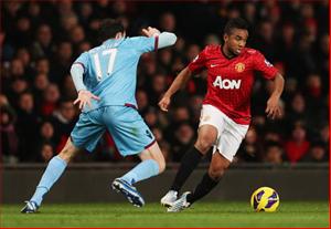 Sau trận Man Utd - West Ham: Sir Alex nên bán Ashley Young