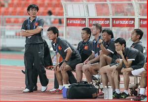 Đội tuyển Việt Nam: Đừng trách riêng ông Hùng