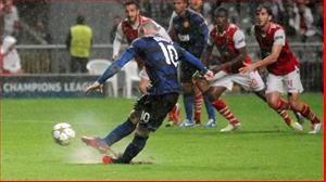 Sir Alex nhắc nhở Rooney tập sút penalty