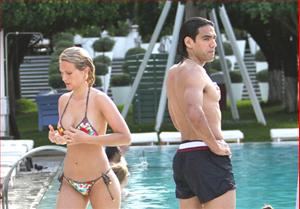 Falcao sa ngã vì tình xưa
