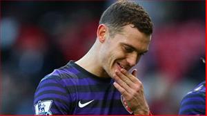 Vermaelen xuống phong độ là do chiếc băng đội trưởng?