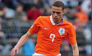 Những ngôi sao triển vọng của làng bóng đá thế giới:  Luc Castaignos (FC Twente, 20 tuổi)