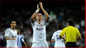 Pepe về hùa với Mourinho trong vụ đì đội trưởng Iker Casillas