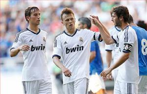 Falcao nhạt nhoà trước Ronaldo, Real Madrid thêm một lần áp đảo người anh em Atletico