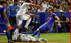 Sau Barca, đến lượt Real có thêm kẻ thù mới