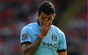 Phóng xe bạt mạng, Carlos Tevez bị cấm lái 6 tháng