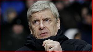 Wenger đang quẫn trí: Liên tục mâu thuẫn với ngôn từ của chính mình