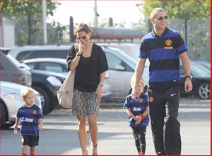 Nemanja Vidic: Bóng đá cứu rỗi cuộc đời