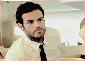 Mata sẽ không rời khỏi Chelsea trong mùa hè năm nay