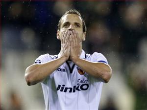 Chelsea nhắm mua chân sút số 1 của Valencia