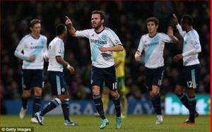 Tuyệt phẩm của Mata nâng bước Chelsea