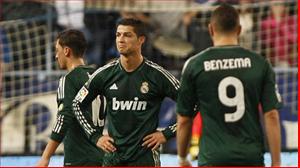 Real thua nhục nhã trên sân Malaga, Mourinho sắp mất ghế?