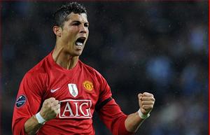 Ronaldo: Chân anh chạy trên trái tim Quỷ đỏ