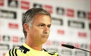 Jose Mourinho sẵn sàng lùi 1 bước để tiến 3 bước