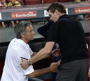 Mou, Tito, Messi, Ronaldo, trọng tài & những điểm nhấn