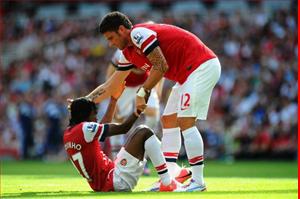 Màn ra mắt ấn tượng của Cazorla không thể giúp Pháo thủ tiêu diệt Mèo đen