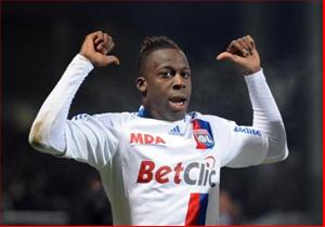 Juventus để ý Aly Cissokho