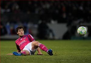 Thảm họa với Lyon: Gourcuff nghỉ 3 tháng