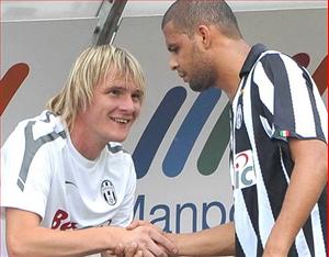 Juventus đẩy mạnh chiến dịch thanh lý: Lỗ cũng phải bán