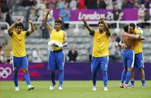 Olympic Brazil: Cống hiến hay tự sát?