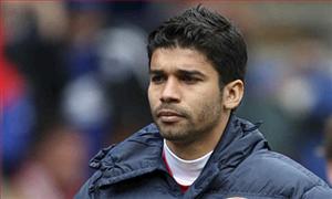 Cựu Pháo thủ Eduardo chê Arsenal tham tiền