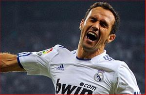 Ricardo Carvalho trên đường chia tay Real để trở lại nước Anh