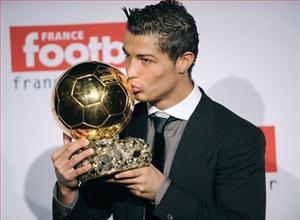 10 năm C. Ronaldo chơi bóng chuyên nghiệp: Lịch sử mang tên anh