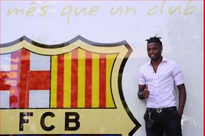 Barca cẩn thận: Alex Song rất có thể là hàng hớ
