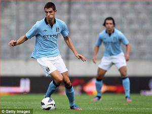 Tottenham nhắm Patrick Vieira 2.0