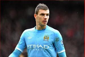 Juventus càng có lí do để tiến gần tới Dzeko
