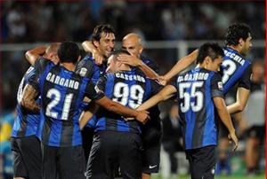 Inter Milan vùi dập “tí hon” Pescara