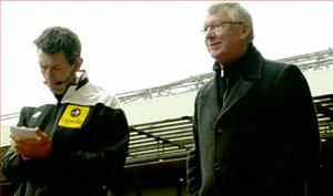 Sir Alex không hài lòng với màn trình diễn của Man Utd