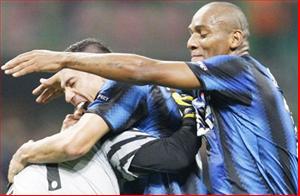 Inter hối hận vì đẩy bộ ba Selecao cho Zanetti vui lòng?