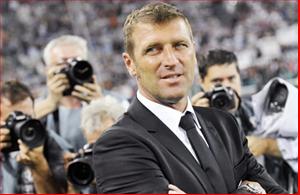 Ghế HLV ở Juve: Carrera tính “ra riêng”?