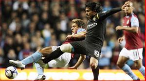 Man City - Aston Villa: Man xanh xả stress