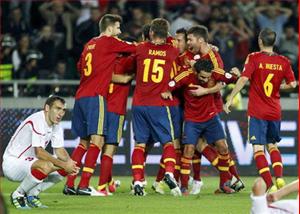 Tây Ban Nha phải biết từ bỏ tiki-taka nếu cần