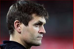 Vilanova lo lắng trước trận gặp Sevilla