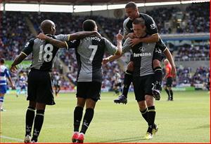 Đánh bại Reading, Tottenham lần đầu được tận hưởng niềm vui chiến thắng trong mùa giải